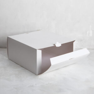 Caja blanca en una pieza 30x30x15 cm – 10 U