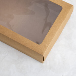 Caja kraft base y tapa con visor 33x24x10 cm – 10 U
